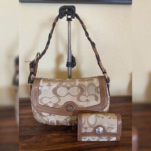 Authentic coach purse & wallet